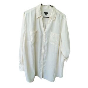 Talbots woman petites 3X button front roll tab sleeves.